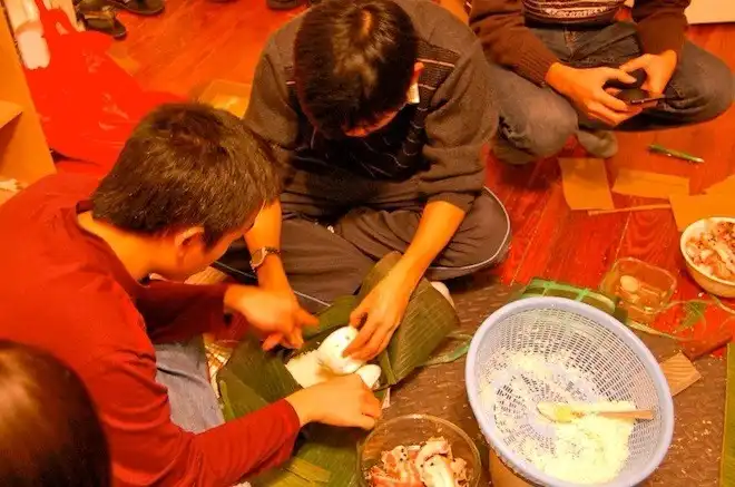Chạnh lòng tết xa nhà của du học sinh Nga 4 1616540_10201530022712647_1918345487_n