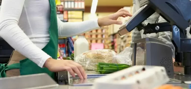 cashier min