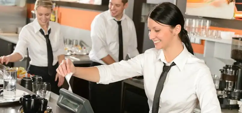 Du học ngành Giải trí, Lữ hành, Khách sạn 1 hospitality min