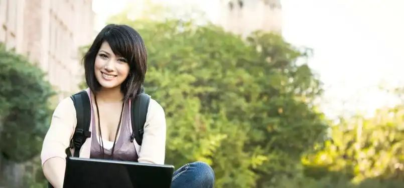Để có thể đưa ra quyết định du học 1 students min