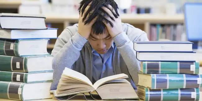 Muốn đi du học? Đừng bao giờ nói giá như! 4 giam cang thang khi on thi dai hoc
