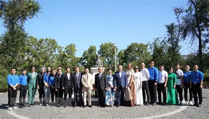 dang hoa mung quoc khanh 2021