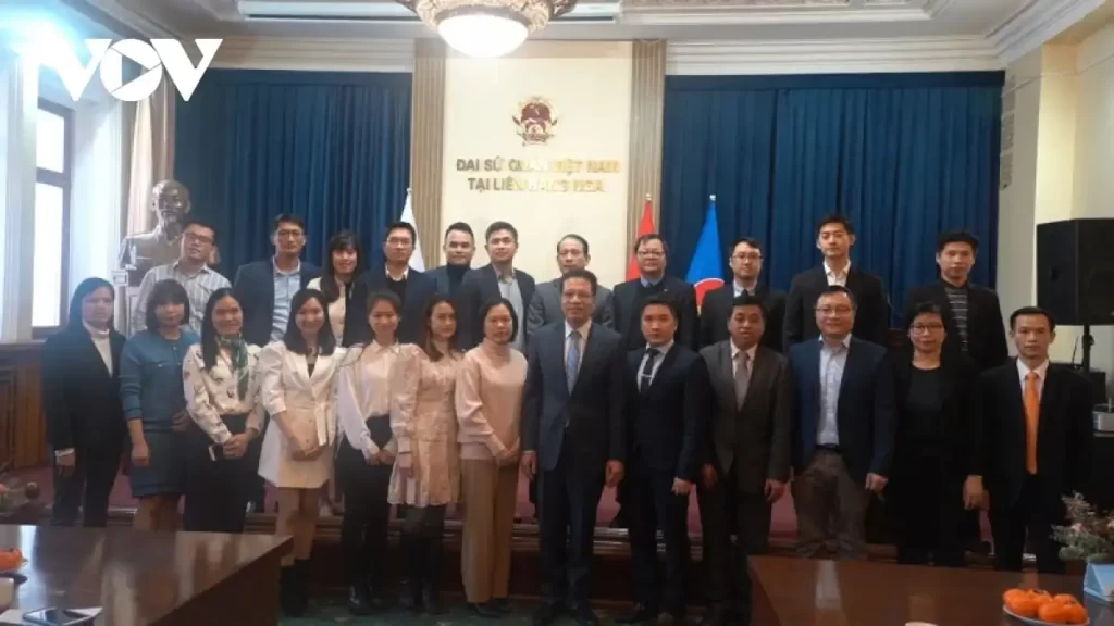 vinh danh bac sy luu hoc sinh y khoa ho tro tai cong dong tai nga 3