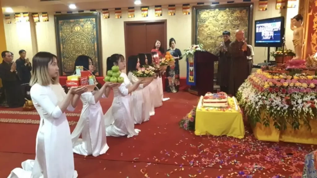 cong dong nguoi viet tai nga to chuc dai le phat dan 2022 01