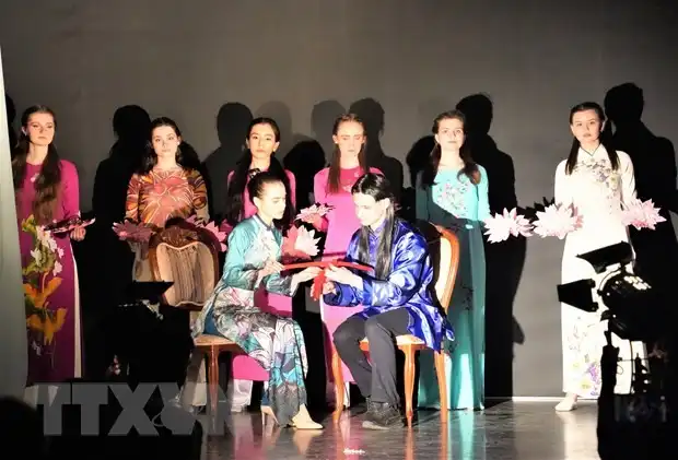 ngay viet nam tai truong dai hoc ngon ngu quoc gia moscow 02