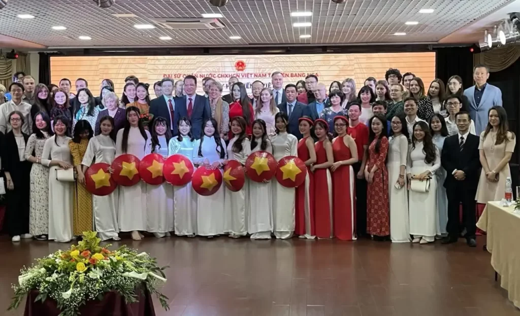 Nhiều hoạt động ý nghĩa trong Ngày hội tiếng Việt tại Nga 1 nhieu hoat dong y nghia trong ngay hoi tieng viet tai nga 01