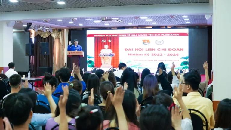 dai hoi lien chi doan dai hoc kinh te quoc dan plekhanov