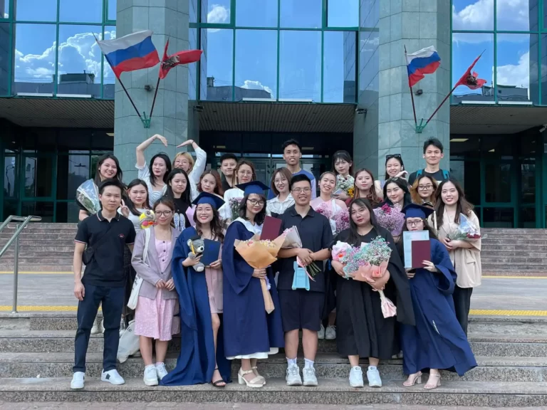 le tot nghiep cua sinh vien viet nam tai dai hoc guu