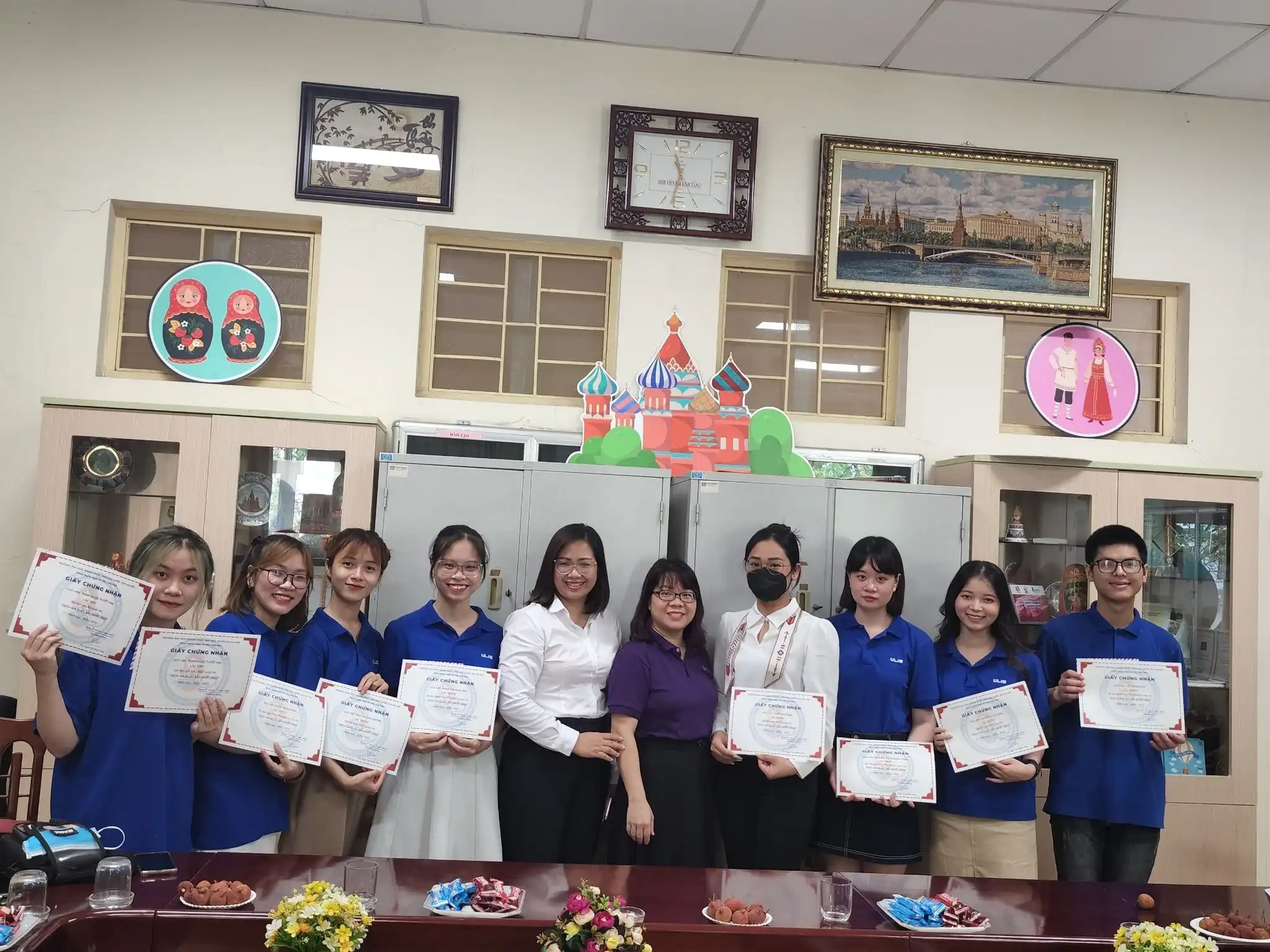 Hình ảnh trao giải cuộc thi 2021-2022