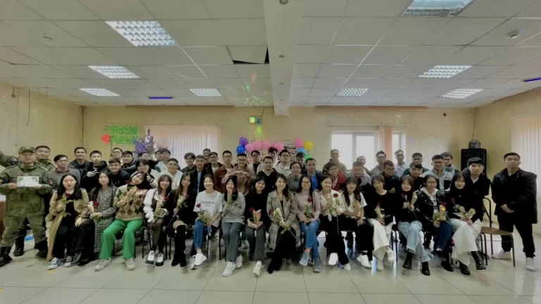 hoi sinh vien viet nam tai voronezh to chuc giao luu 20 10