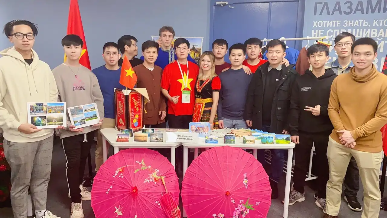 Khép lại festival giao lưu văn hoá tại ĐH Bách khoa Moscow 2 khep lai festival giao luu van hoa tai dh bach khoa moscow
