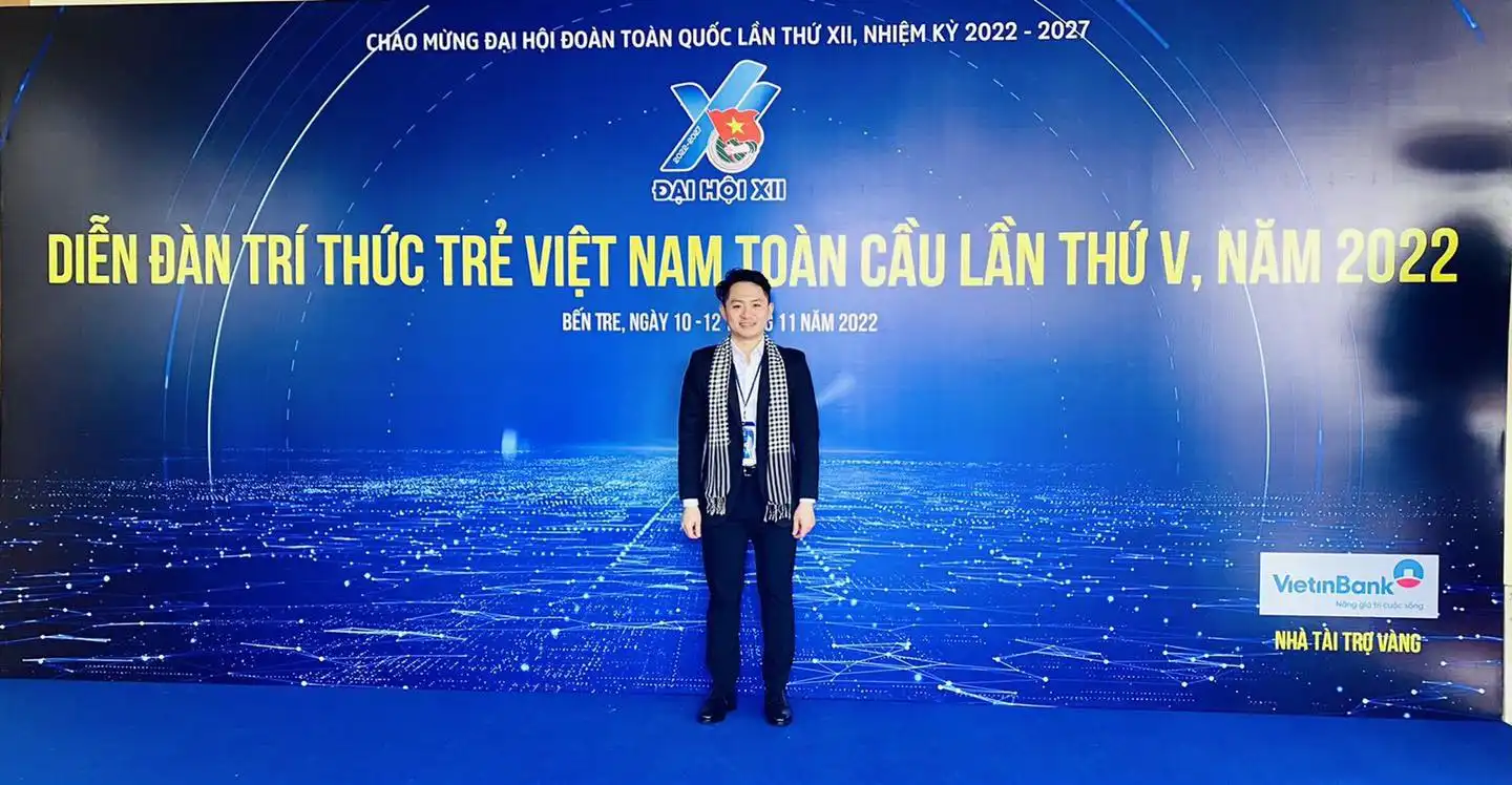 pho bi thu doan lb nga duoc chon la dai bieu tri thuc tre viet nam