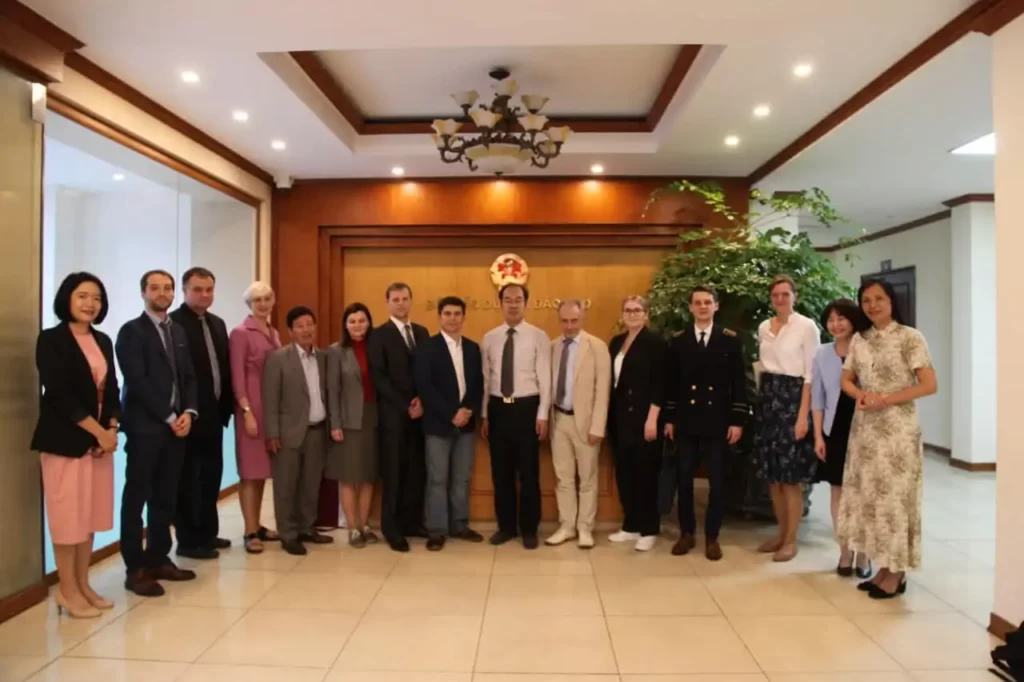 Quảng bá Giáo dục đại học Nga 2022 tại ĐHQG Hà Nội và Bộ GD&ĐT 1 quang ba giao duc dai hoc nga 2022 tai dhqg ha noi va bo gddt