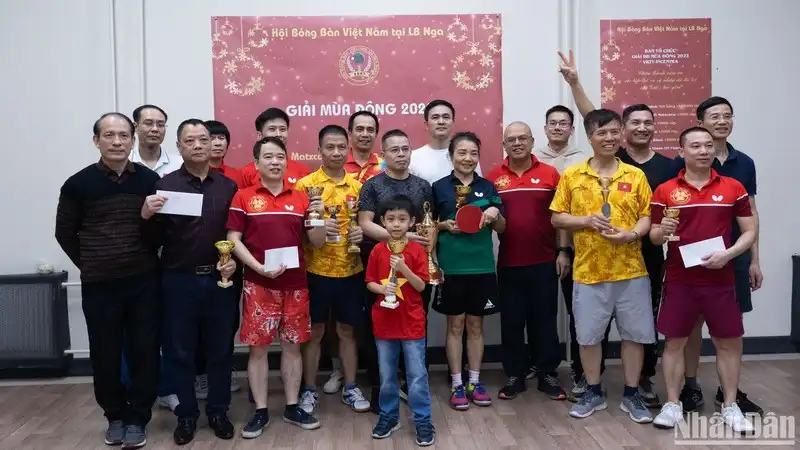 Người Việt tại Nga tranh tài bóng bàn chào năm mới 2023 1 nguoi viet tai nga tranh tai bong ban chao nam moi 2023