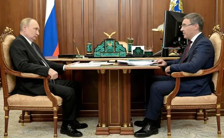 tong thong putin hoi dam voi bo truong bo giao duc khoa hoc