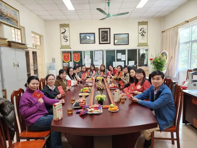 gap mat dau xuan 2023 tai khoa ngon ngu va van hoa nga ulis