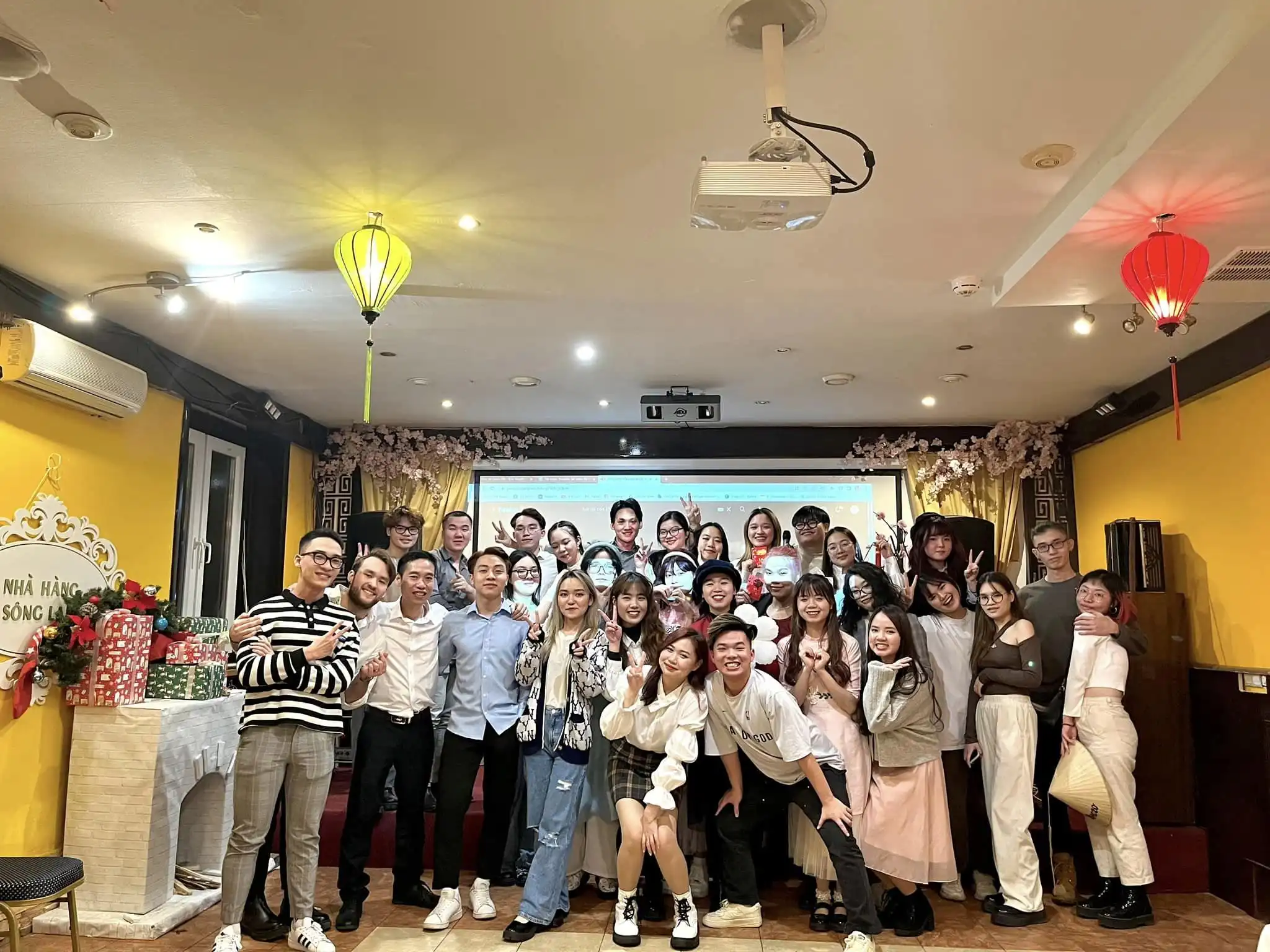 Recap chương trình Tết Nguyên đán 2023 tại Đại học Quản lý Nga 2 recap chuong trinh tet nguyen dan 2023 tai dai hoc quan ly nga Copy