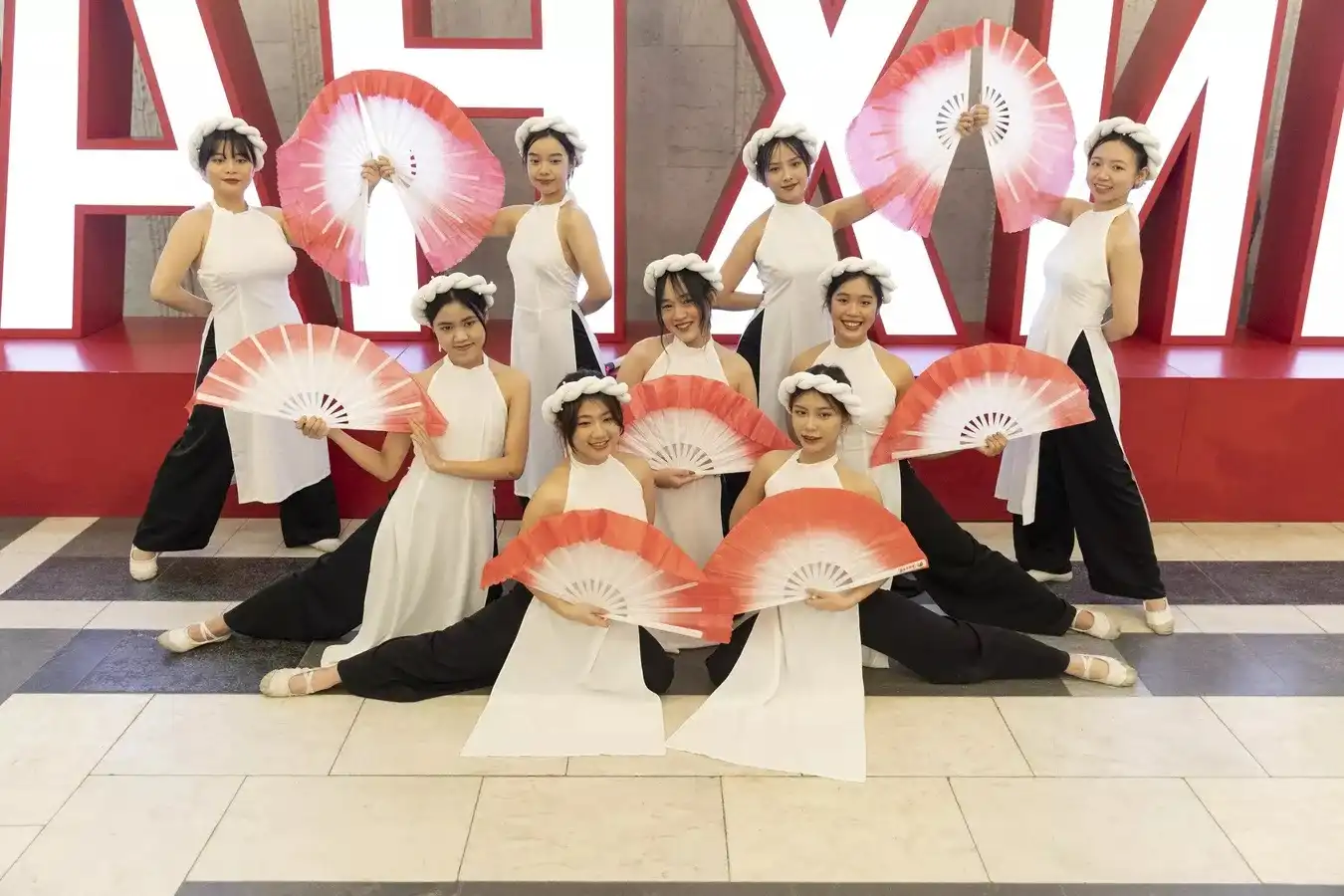 Cơ duyên tiếp xúc với lịch sử và văn hóa Việt Nam ở Matxcơva 2 co duyen tiep xuc voi lich su va van hoa viet nam o