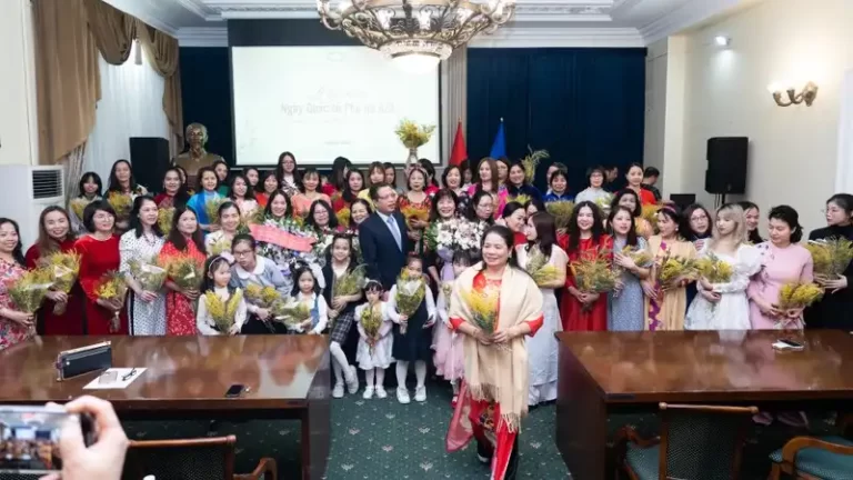 Người Việt tại Nga kỷ niệm Ngày Quốc tế Phụ nữ 2023 7 nguoi viet tai nga ky niem ngay quoc te phu nu 2023