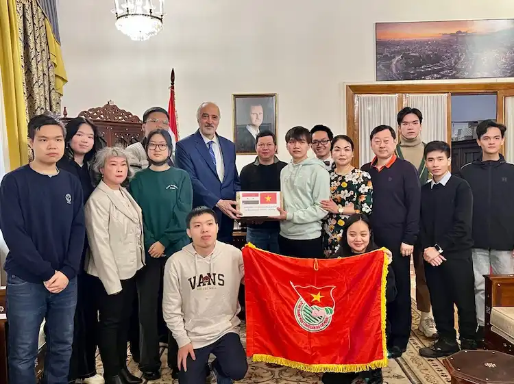 Sinh viên Việt Nam tại Nga chung tay hỗ trợ các nạn nhân động đất ở Syria 17 sinh vien viet nam tai nga chung tay ho tro cac nan nhan dong dat o syria