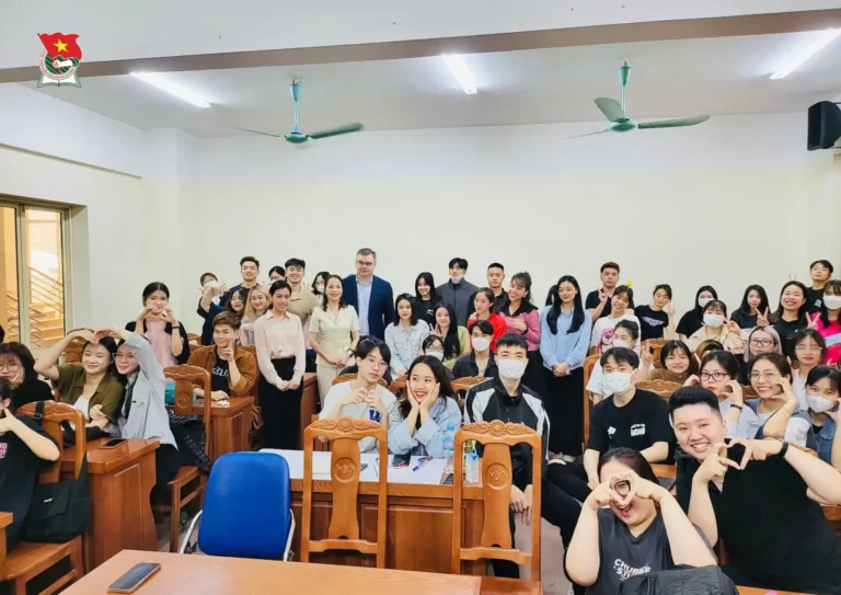 Đại học Sư phạm Herzen thăm Học viện Thanh thiếu niên Việt Nam 5 dai hoc su pham herzen tham hoc vien thanh thieu nien viet nam