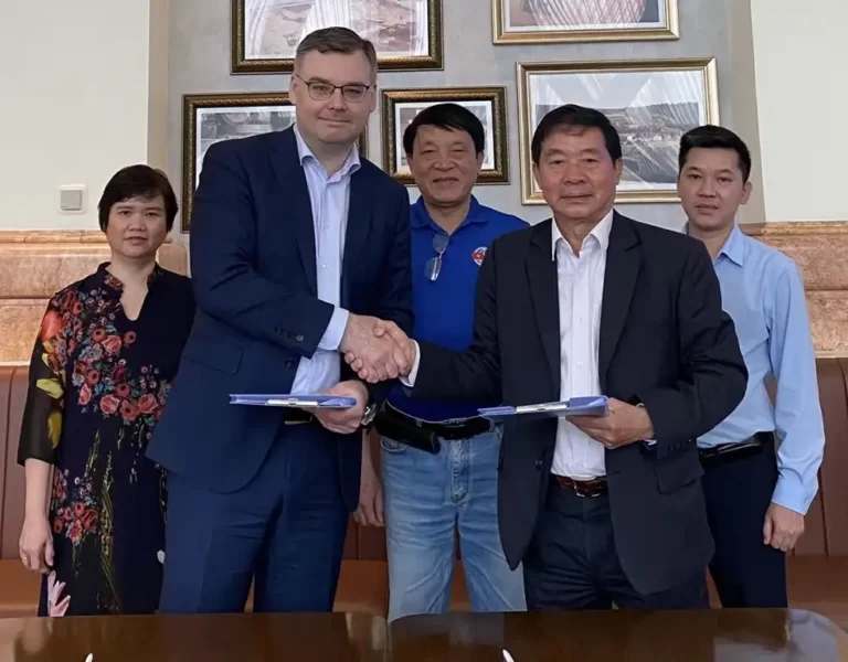 Hội Hữu nghị Việt-Nga và Đại học Herzen ký bản ghi nhớ 3 hoi huu nghi viet nga va dai hoc herzen ky ban ghi nho