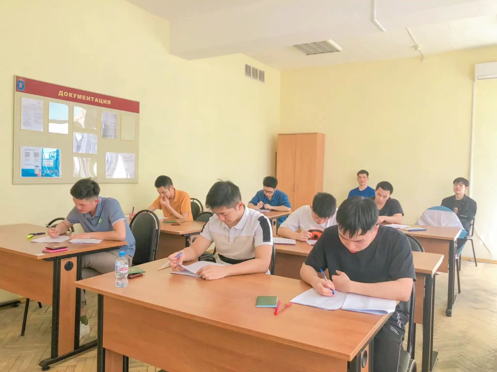 lcd mien nam cong bo ket qua olympic tieng nga cho sinh vien du bi