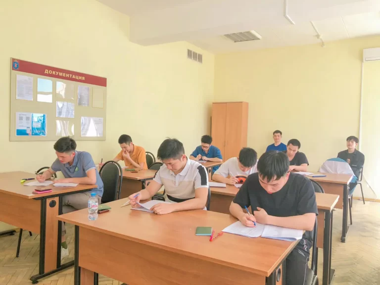 lcd mien nam cong bo ket qua olympic tieng nga cho sinh vien du bi