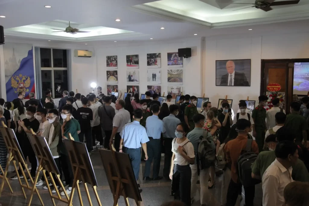 su kien phuc hop ve hang khong vu tru tai ha noi thang 4 2023
