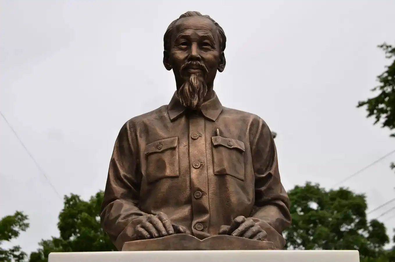 Tượng đài Hồ Chí Minh tại Saint-Peterburg sẽ khánh thành vào tháng 6 2 tuong dai ho chi minh tai saint peterburg se khanh thanh vao thang 6