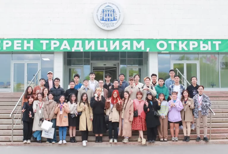 recap chuong trinh hanh trinh theo chan bac 2023 cua sinh vien moskva