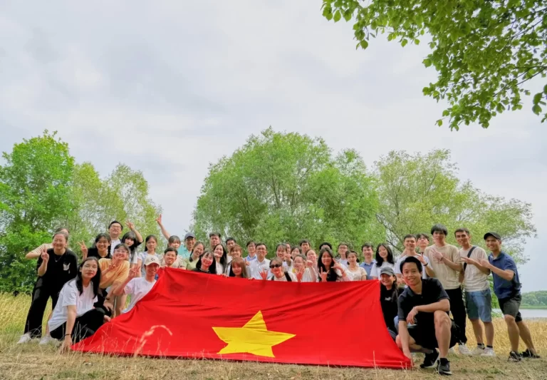 tong ket chuong trinh ngay he truyen thong 2023 cua sinh vien kazan