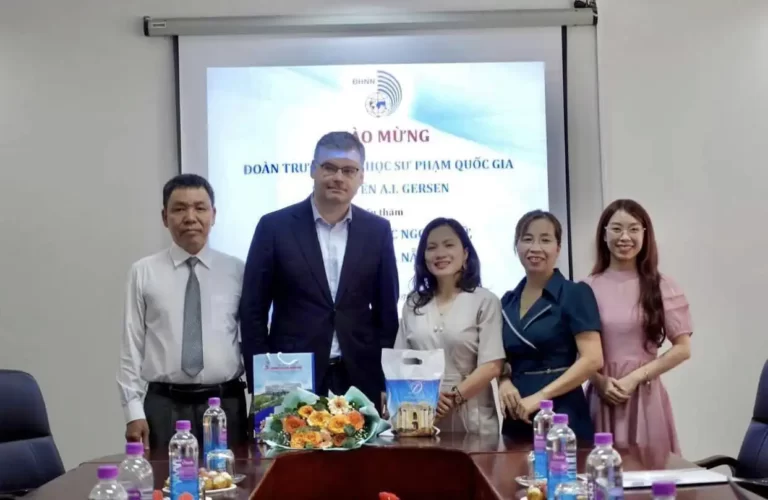 truong dai hoc ngoai ngu dh da nang tiep don doan dai hoc gersen thang 6 2023