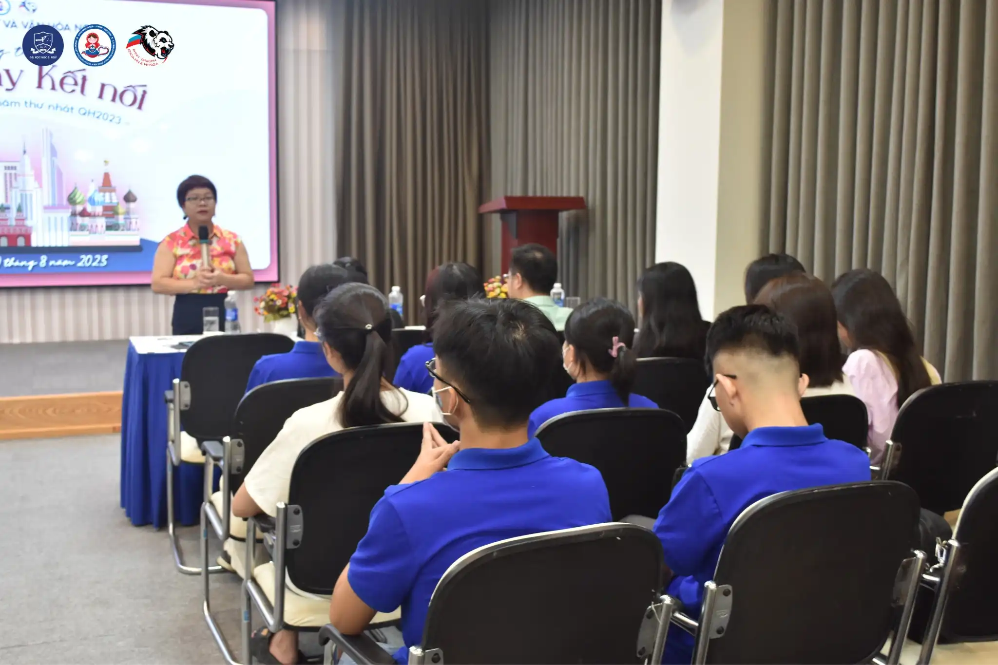Recap Sự kiện "Vòng tay Kết nối 2023" của khoa Ngôn ngữ Nga ULIS 2 recap su kien vong tay ket noi 2023 cua khoa ngon ngu nga ulis