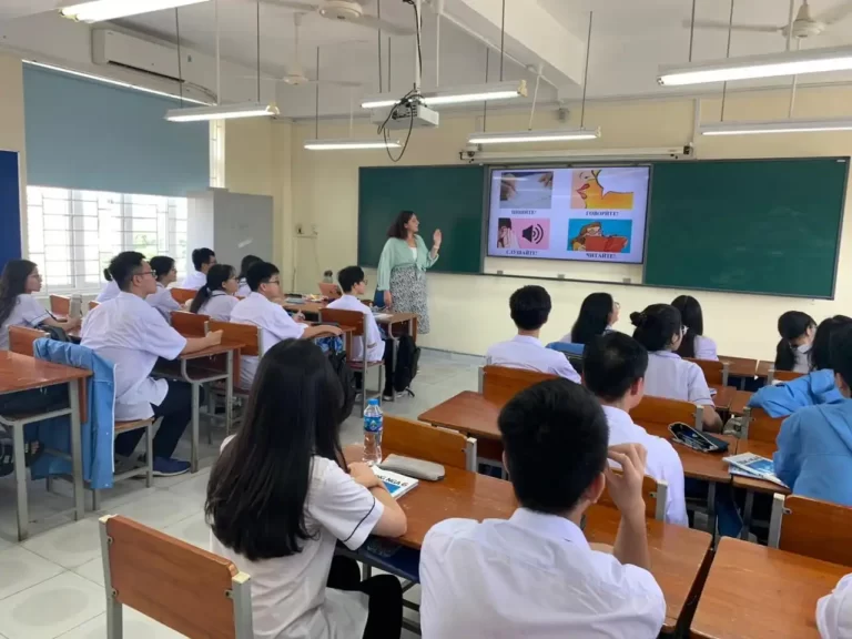 Giáo viên chiến thắng cuộc thi "Thạc sĩ tiếng Nga - 2023" tại Việt Nam 19 giao vien chien thang cuoc thi thac si tieng nga 2023 tai viet nam