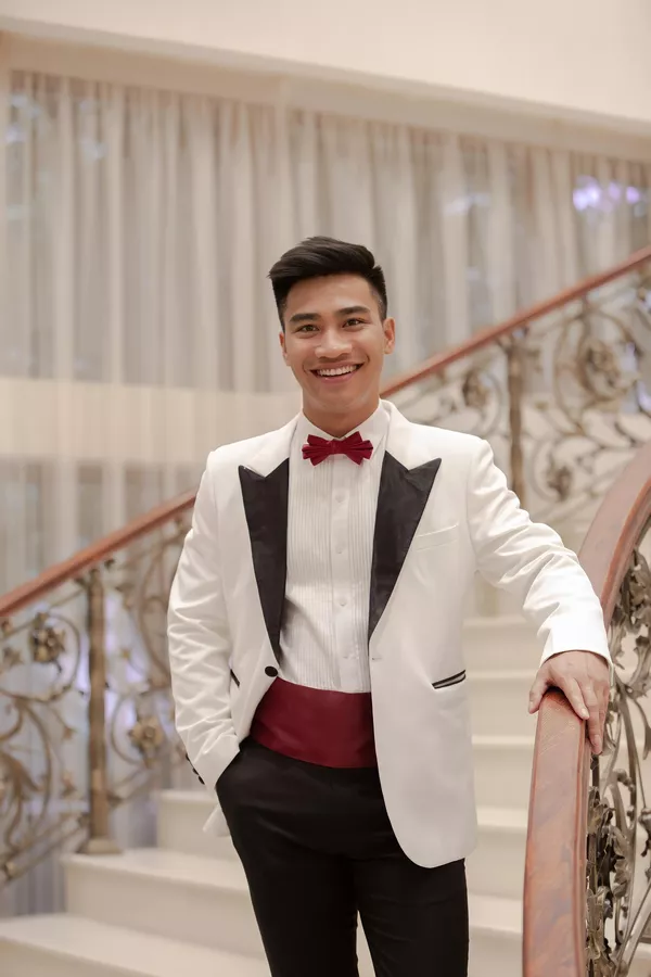 nguyen khac hoa tien si thanh nhac hoc vien am nhac lien bang nga mang ten gnesins 5