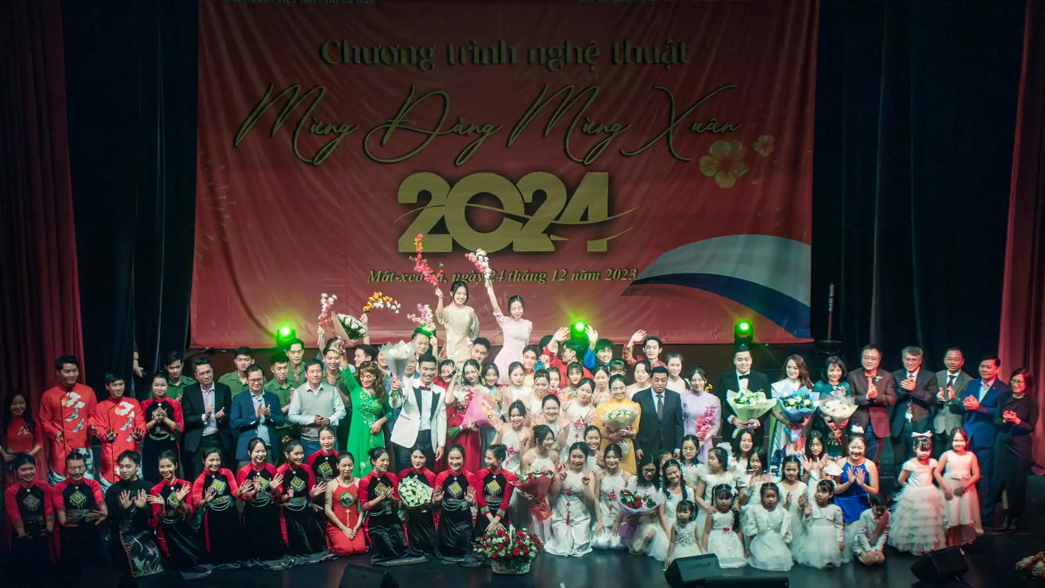 Cộng đồng người Việt Nam tại Liên bang Nga chào đón Năm mới 2024 2 cong dong nguoi viet nam tai lien bang nga chao don nam moi 2024 1