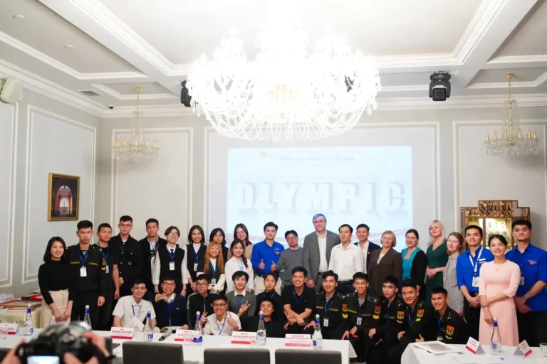 Cuộc thi Olympic tiếng Nga 2023 do Đoàn cơ sở Saint Petersburg tổ chức 15 cuoc thi olympic tieng nga 2023 do doan co so saint petersburg to chuc