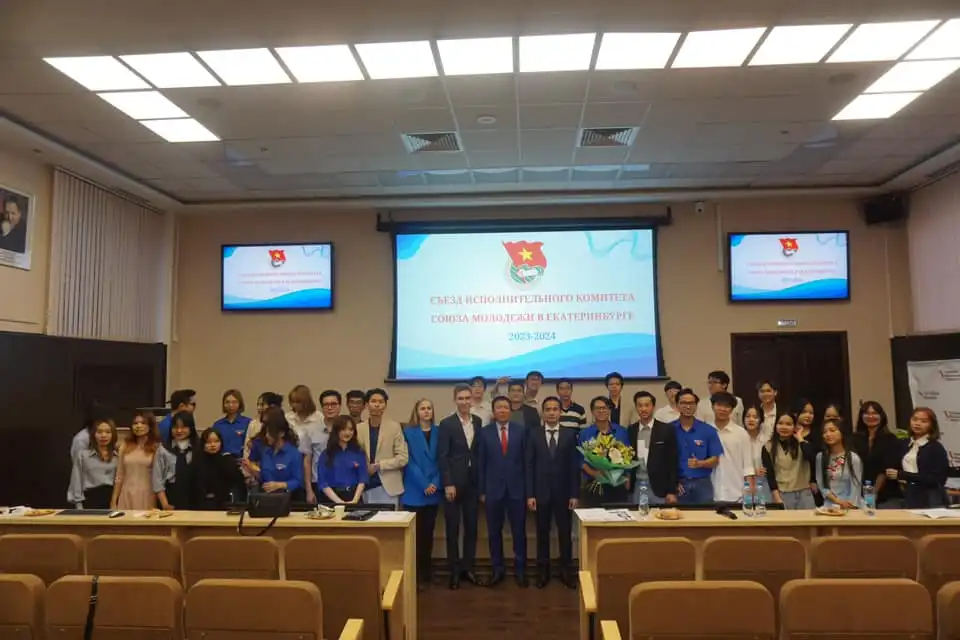 Đại hội Chi đoàn Lưu học sinh Thành phố Ekaterinburg nhiệm kỳ 2023-2024 1 dai hoi chi doan luu hoc sinh thanh pho ekaterinburg nhiem ky 2023 2024