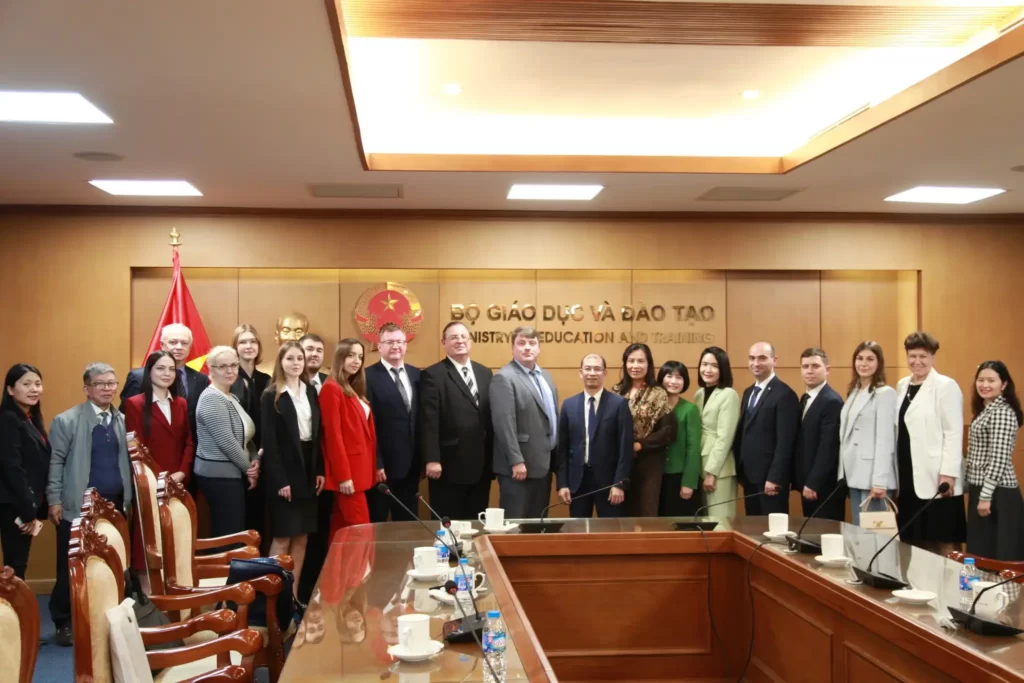 Khởi động dự án “Các trường đại học Nga” tại Hà Nội 1 khoi dong du an cac truong dai hoc nga tai ha noi