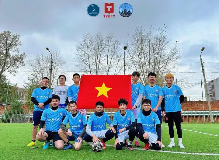 Sinh viên Việt Nam tham dự Giải bóng đá sinh viên quốc tế Đại học Tổng hợp Tula 1 sinh vien viet nam tham du giai bong da sinh vien quoc te dai hoc tong hop tula