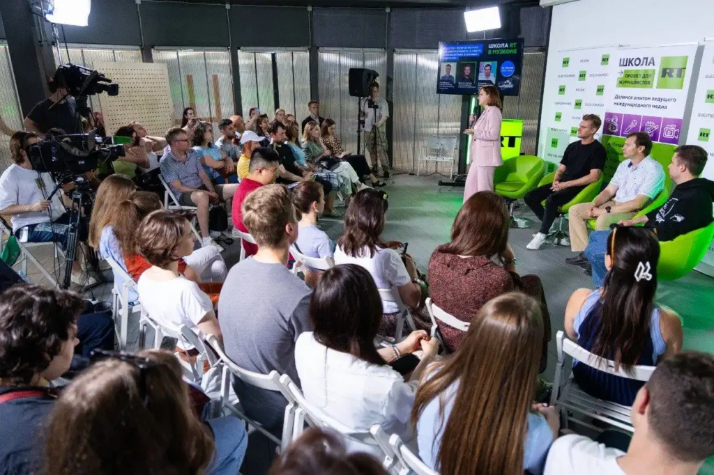 Dự án giáo dục Russia Today Academy chính thực đi vào hoạt động 1 du an giao duc russia today academy chinh thuc di vao hoat dong