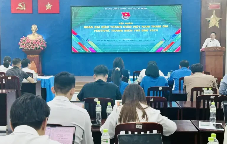 tap huan dai bieu tham gia lien hoan thanh nien the gioi 2024
