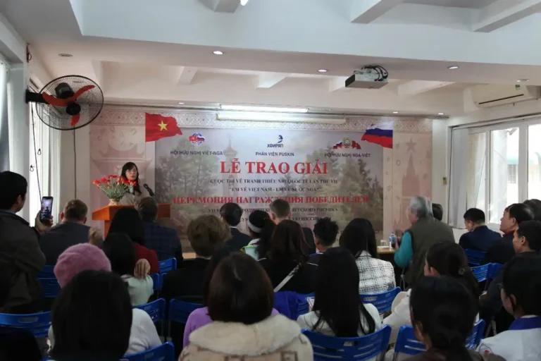 trao giai cuoc thi em ve viet nam em ve nuoc nga lan thu 7