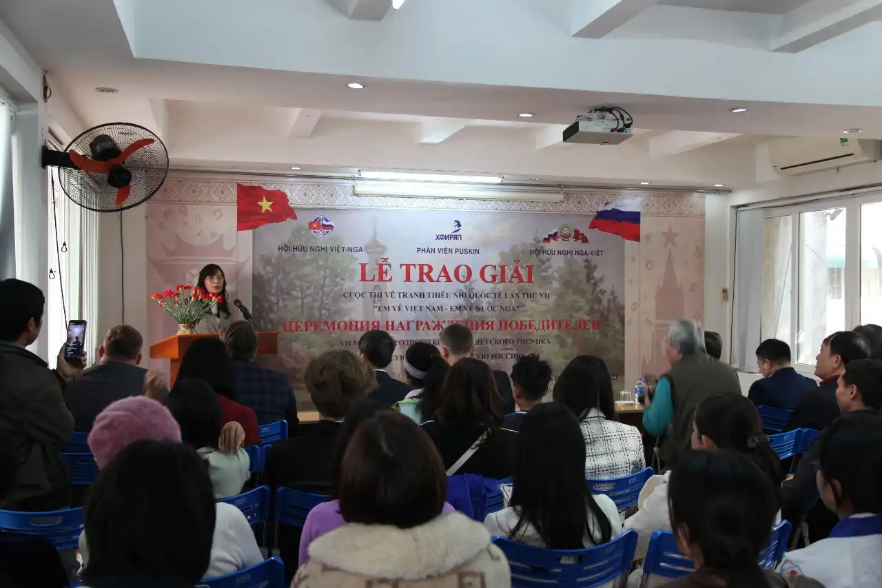 Trao giải Cuộc thi “Em vẽ Việt Nam - Em vẽ nước Nga” lần thứ 7 2 trao giai cuoc thi em ve viet nam em ve nuoc nga lan thu 7