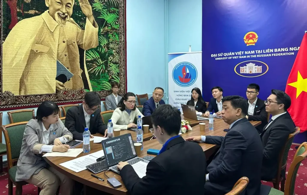 phien tru bi dai hoi dai bieu hoi sinh vien viet nam tai nga lan thu nhat