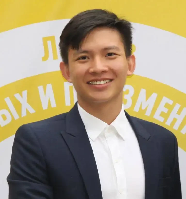 tien si le huynh duc hoc vien kinh te quoc dan va hanh chinh cong nga 2 1