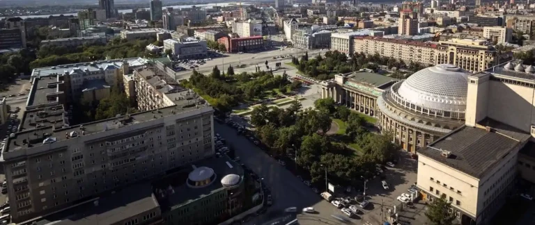 nha hat novosibirsk