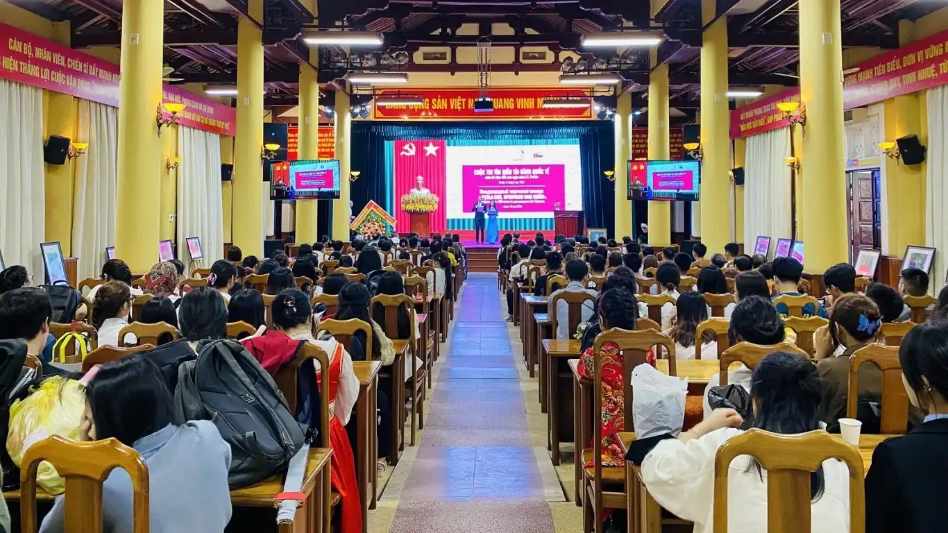 Cuộc thi Tìm kiếm tài năng quốc tế kỷ niệm 225 năm ngày sinh Pushkin tại Hà Nội 2 cuoc thi tim kiem tai nang quoc te ky niem 225 nam ngay sinh pushkin tai ha noi 1