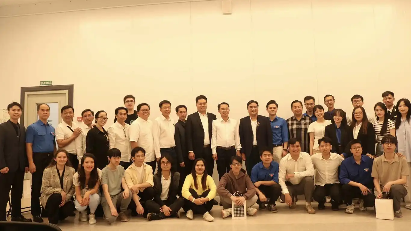 Du học sinh Saint giao lưu với Thành đoàn TP.HCM 2 du hoc sinh saint giao luu voi thanh doan tp hcm